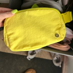 Lulu belt bag